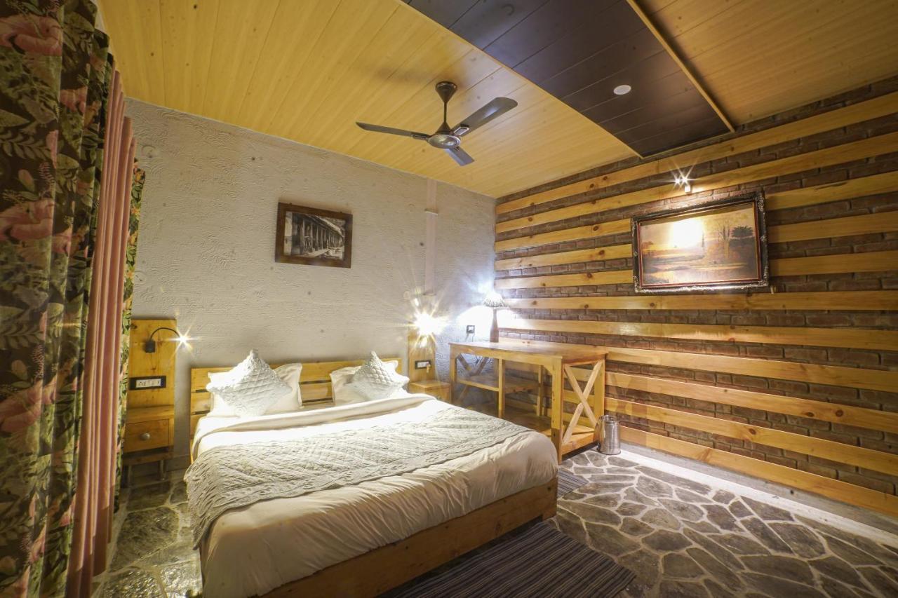 Tiger Fall Eco Resort Чакрата Экстерьер фото